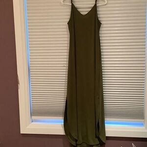 Chic Olive Maxi Dress